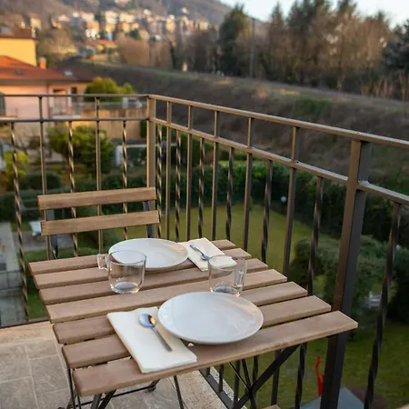 Ponente - Balcony, Free Parking,close To Apartman